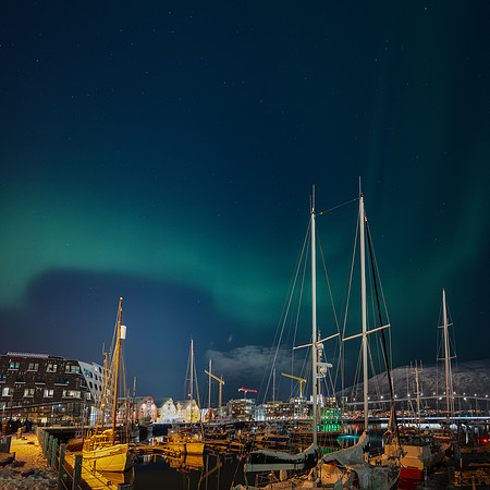 Harbour Aurora