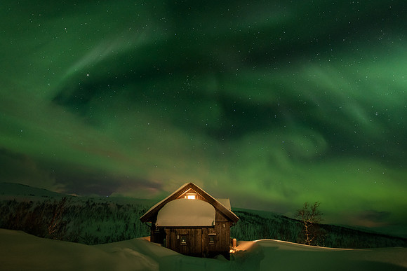 Auroral Encounter