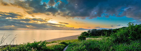 Australia Day Dawns