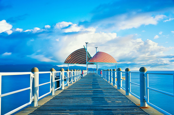 Sail Away on the Stand Jetty